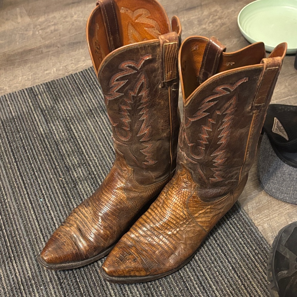 Lucchese Brown Lizard-Texture Cowboy Boots - Picture 2 of 9